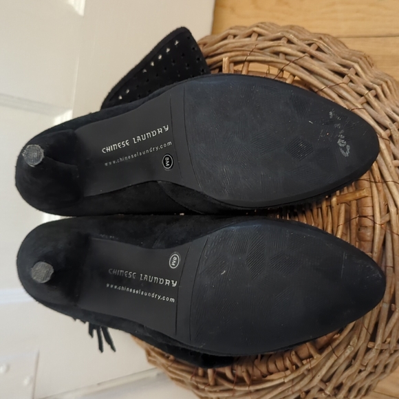 Chinese Laundry Black Leather Booties, Heels, Fringe, Buckle, Star Cut Outs, 8 M - Picture 6 of 10